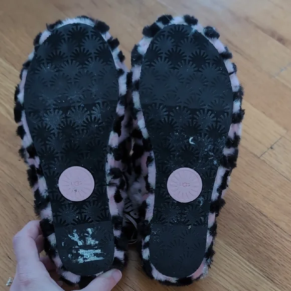 UGG Black and Pink Fuzzy Slippers - Picture 3 of 4